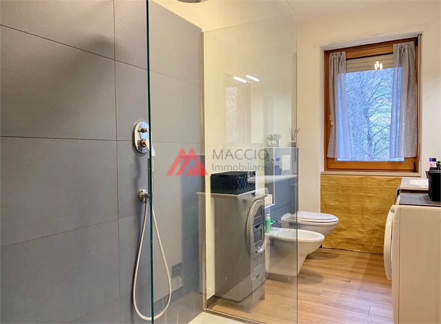bagno con doccia