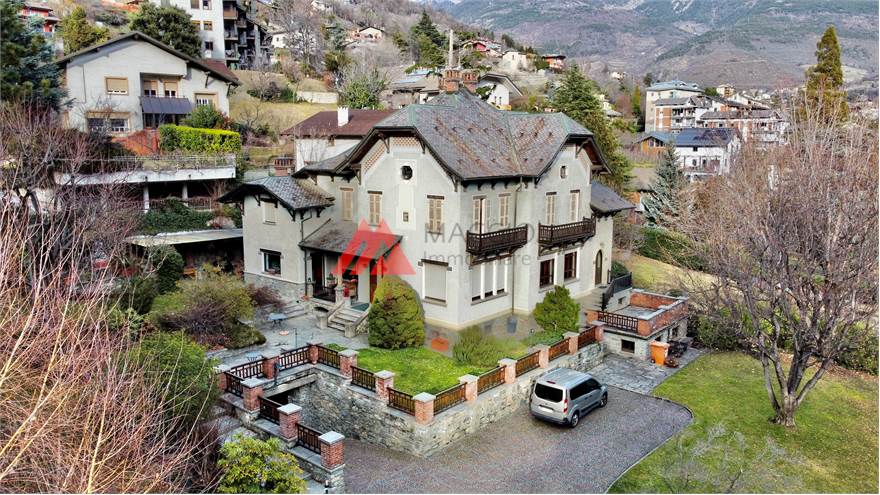 Villa
