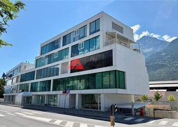 Luminoso appartamento in centro ad Aosta con terrazzo